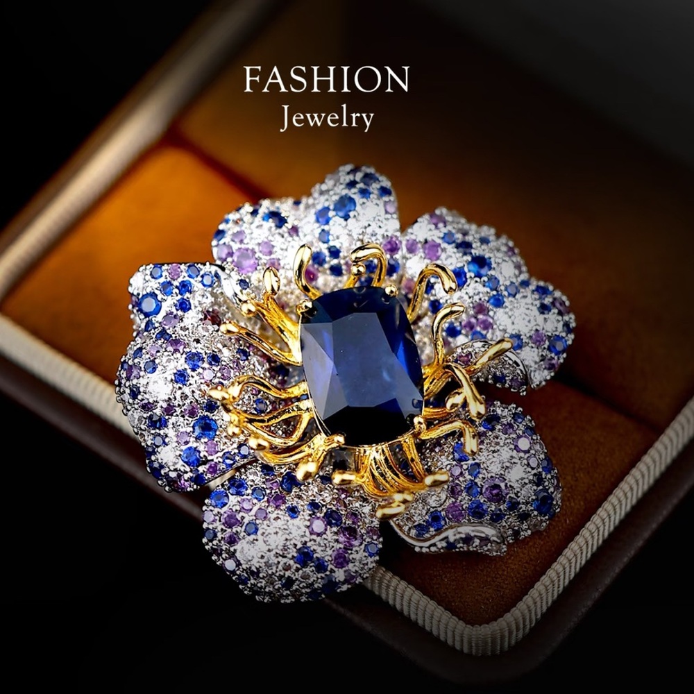 Elegant Blue and Gold Floral Brooch